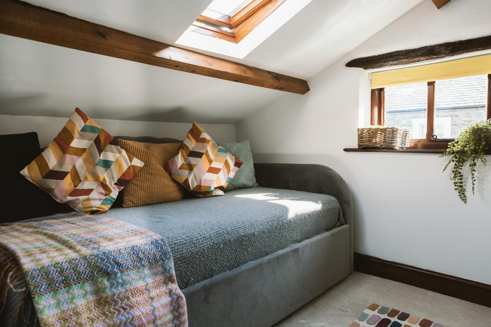 Highside Farm Bed & Breakfast บาสเซนธ์เวท ภายนอก รูปภาพ