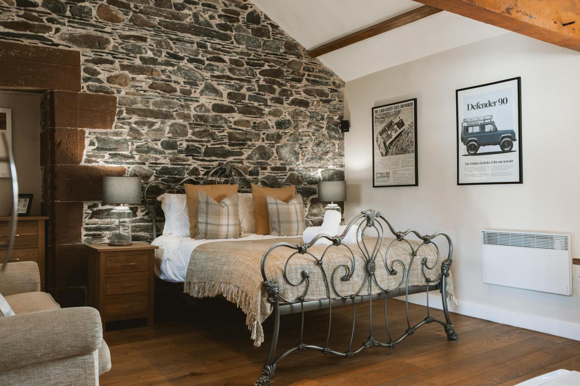 Highside Farm Bed & Breakfast บาสเซนธ์เวท ภายนอก รูปภาพ